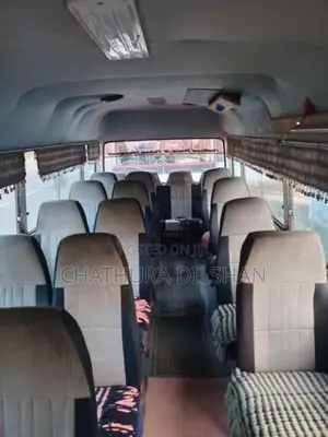 Isuzu Journey 1987 Bus (Used)