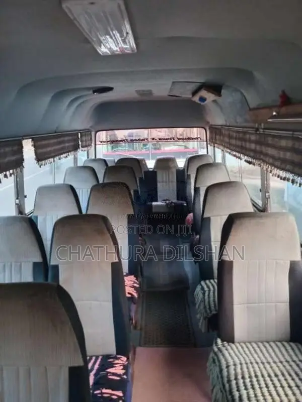 Isuzu Journey 1987 Bus (Used)