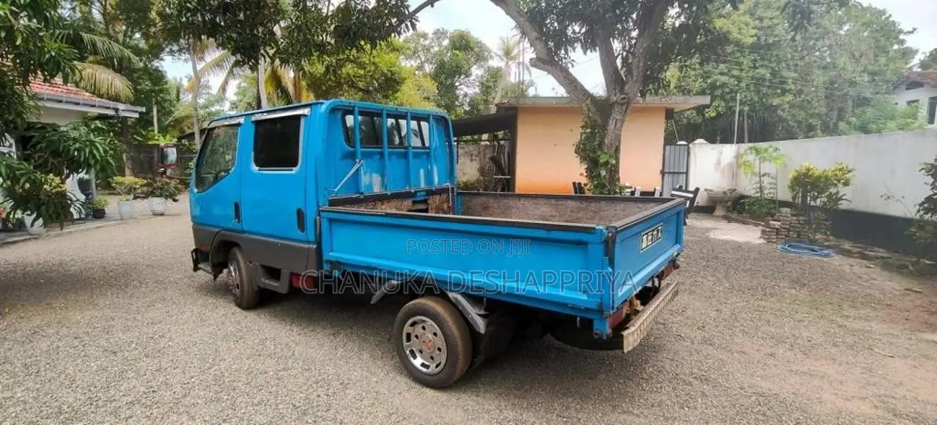 Mitsubishi Canter 2002 Crew Cab (Used)