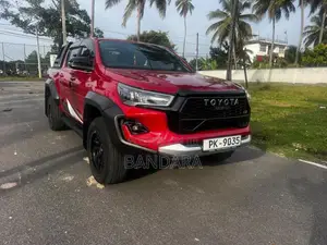 Toyota Hilux 2024 Pickup (Used)