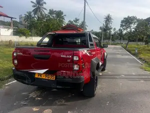 Toyota Hilux 2024 Pickup (Used)