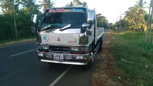 Mitsubishi Canter 1992 Lorry (Used)