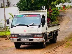 Mitsubishi Canter 2001 Lorry (Used)