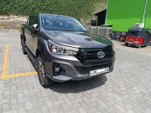 Toyota Hilux V Grade 2020 Pickup (Used)