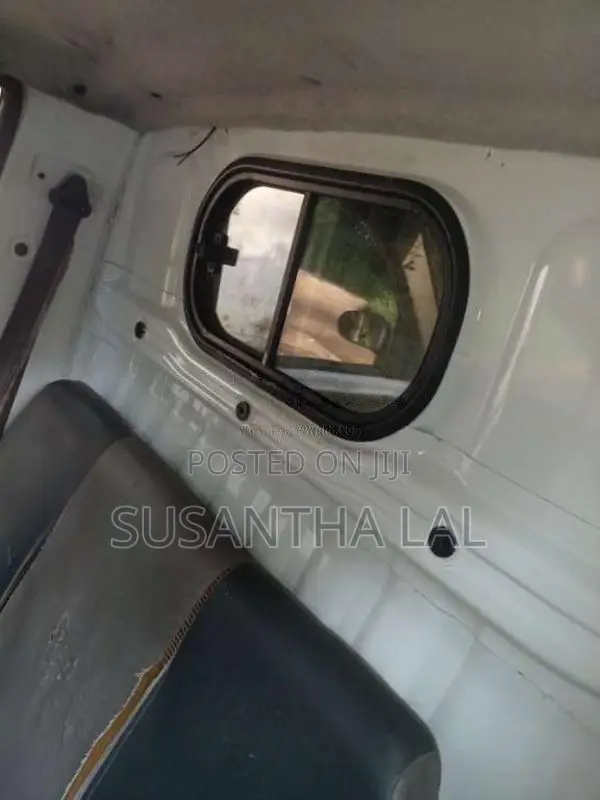 Tata Dimo Batti 2013 Lorry (Used)