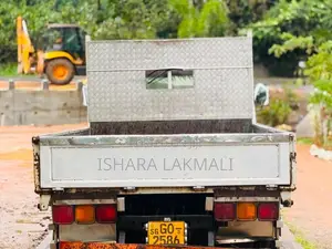 Mitsubishi Canter 2001 Lorry (Used)