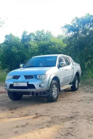 Mitsubishi L200 2015 Pickup (Used)