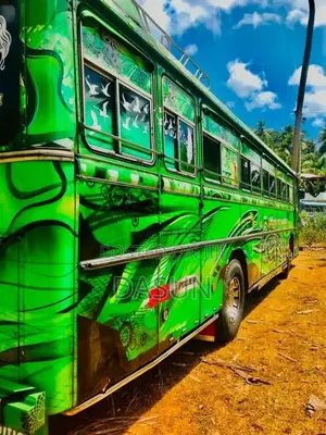 Ashok-Leyland Leyland 2010 Bus (Used)