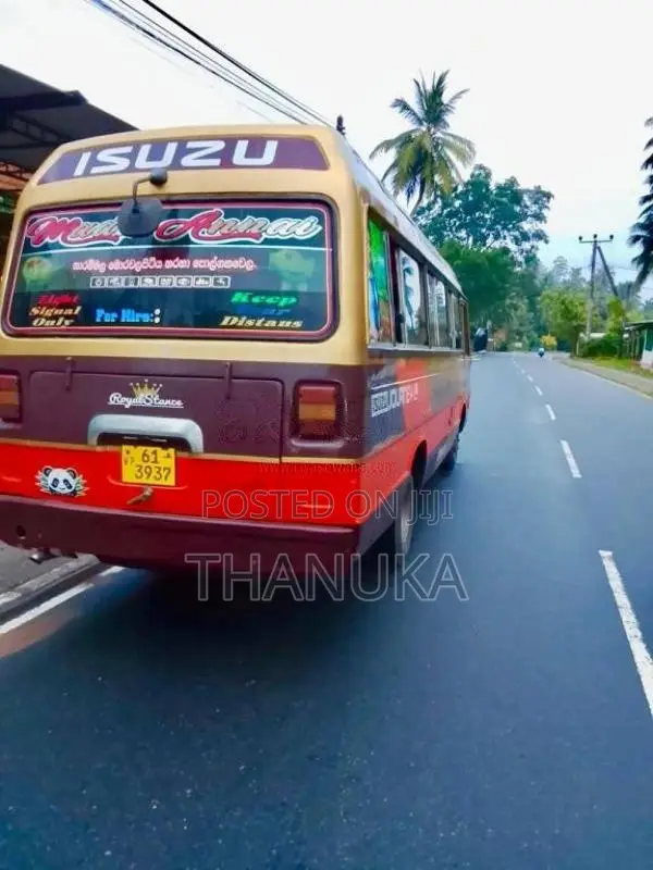 Isuzu JOURNEY L 1984 Bus (Used)