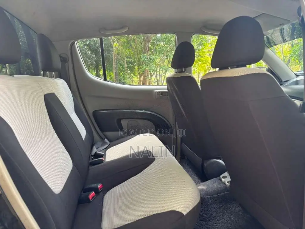 Mitsubishi L200 2WD 2013 Pickup (Used)