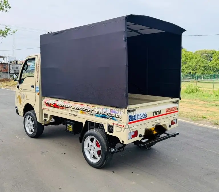 Tata Dimo Batta 2011 Lorry (Used)