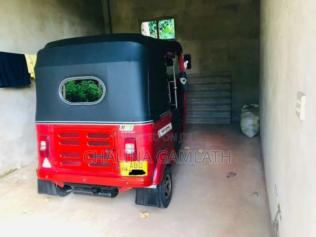 Bajaj RE 4 Stroke 2015 Three Wheel (Used)