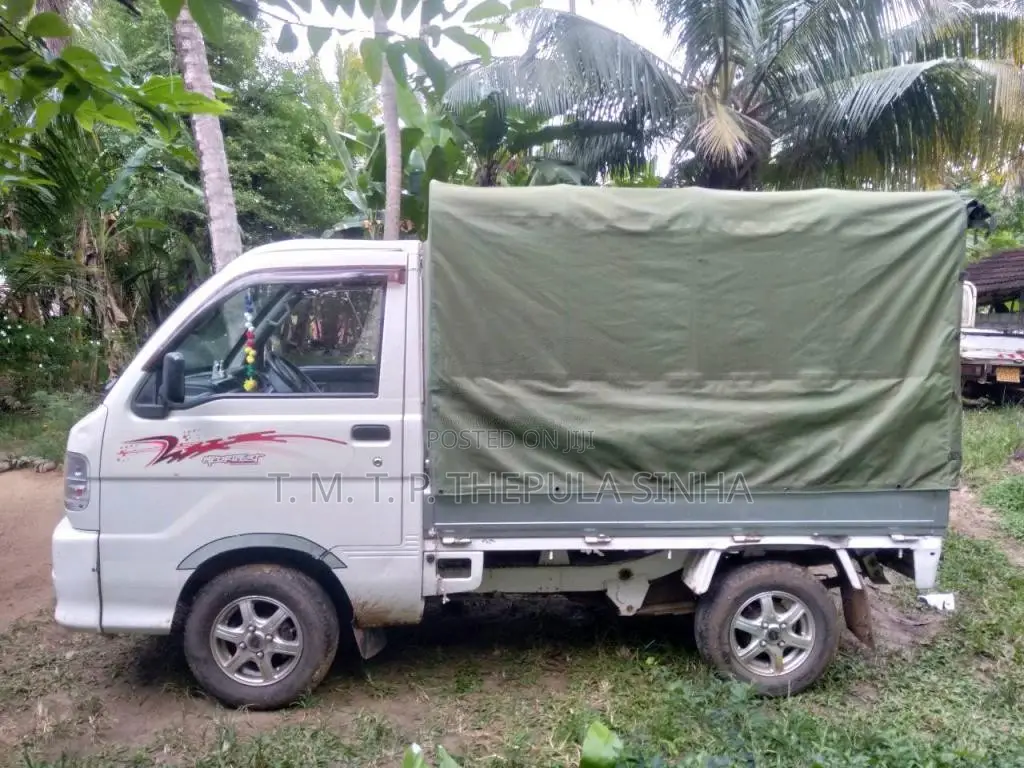 Daihatsu S200 2006 Lorry (Used)