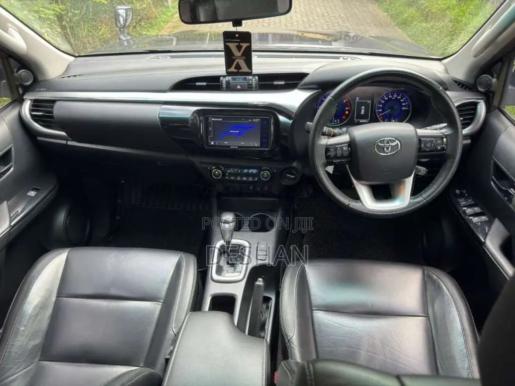 Toyota Hilux V Grade 2020 Pickup (Used)