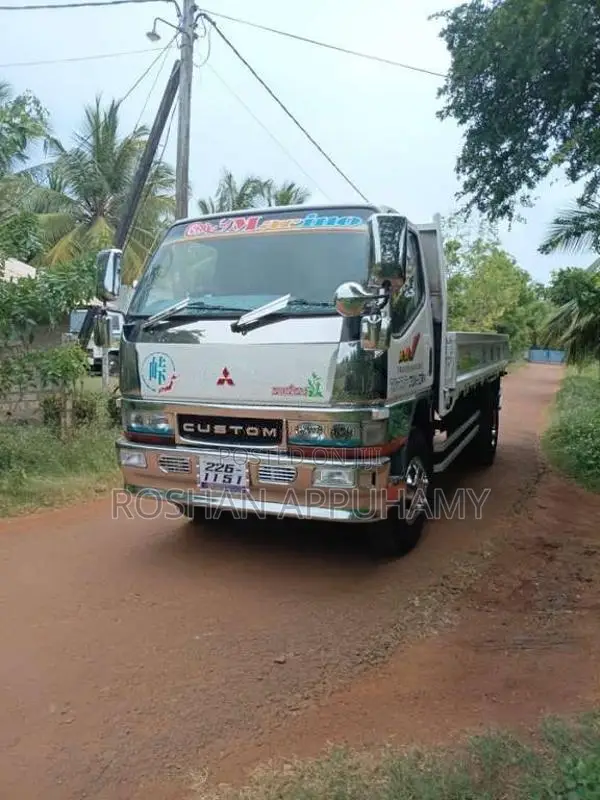 Mitsubishi Canter 1992 Lorry (Used)