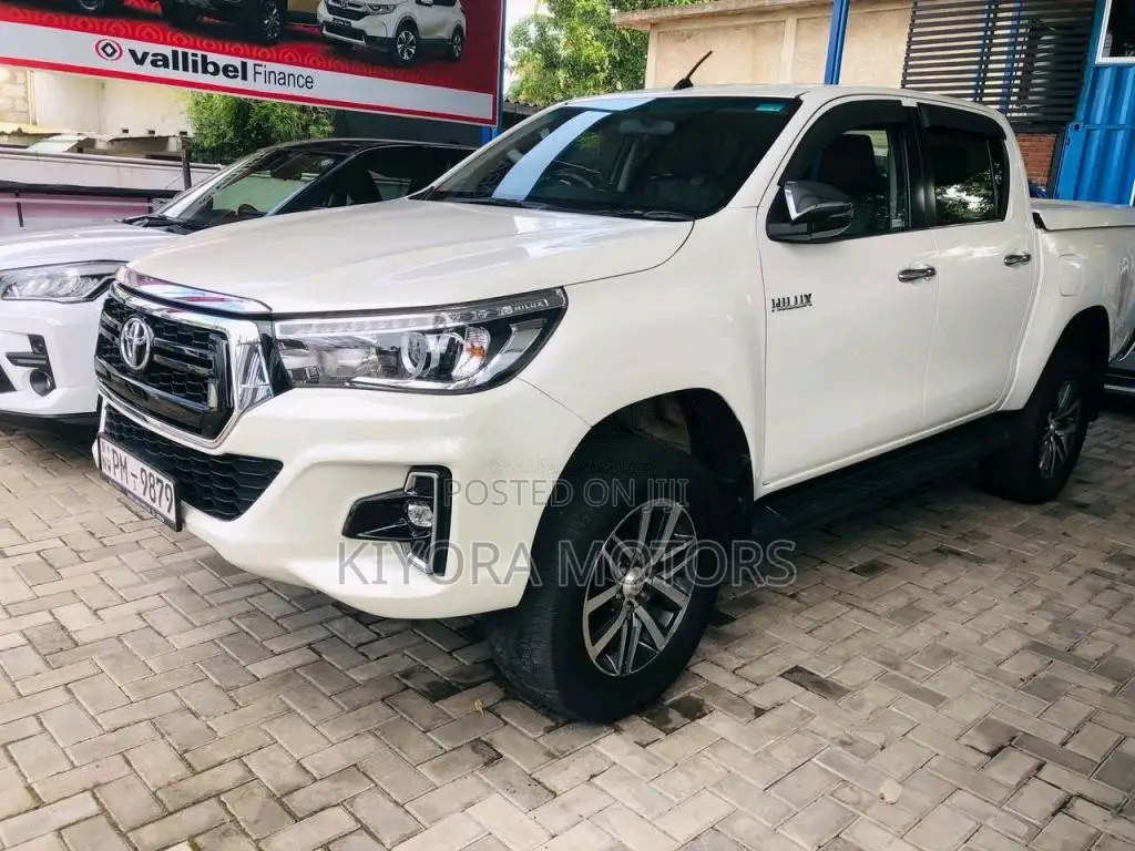 Toyota Hilux V Grade 2020 Pickup (Used)