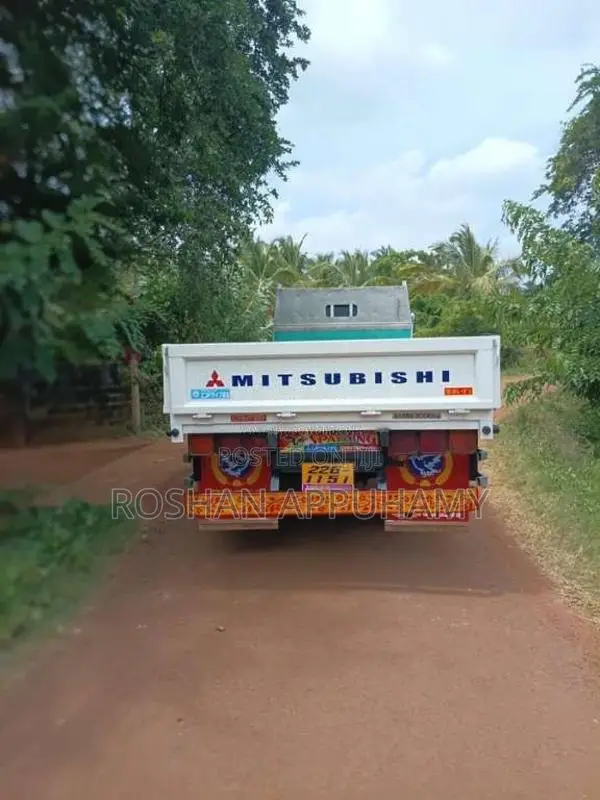 Mitsubishi Canter 1992 Lorry (Used)