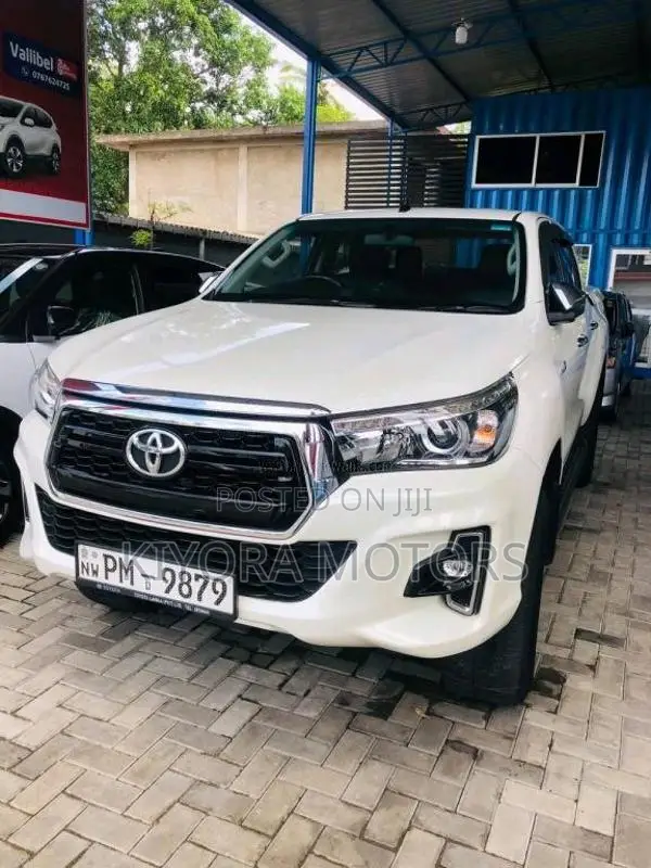Toyota Hilux V Grade 2020 Pickup (Used)