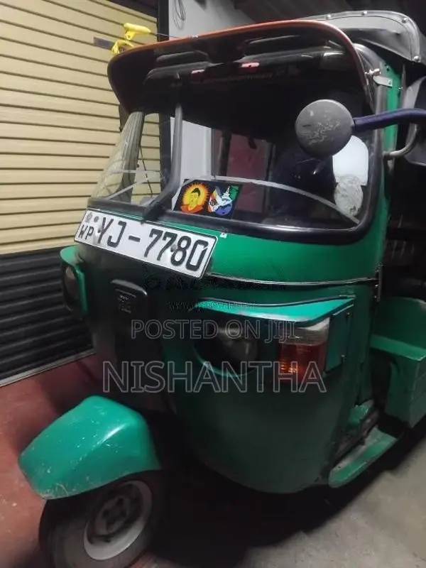 Bajaj Re 205 2011 Three Wheel (Used)