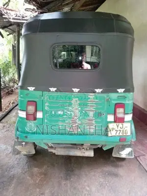 Bajaj Re 205 2011 Three Wheel (Used)