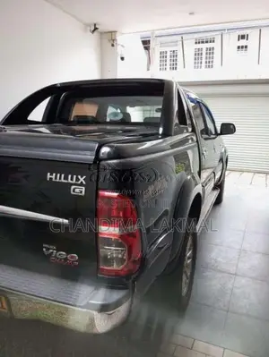 Toyota Hilux 2015 Pickup (Used)
