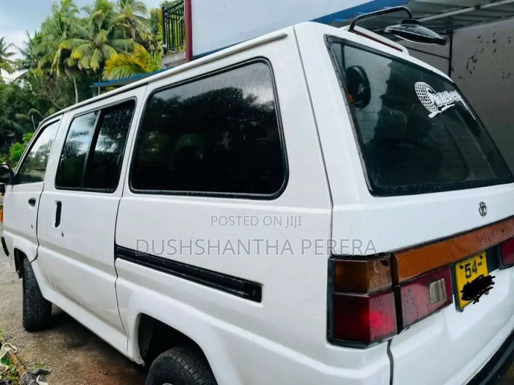 Toyota LiteAce 1988 Van (Used)