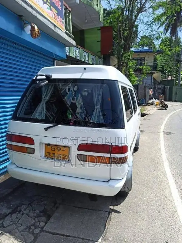 Toyota TownAce 1997 Van (Used)