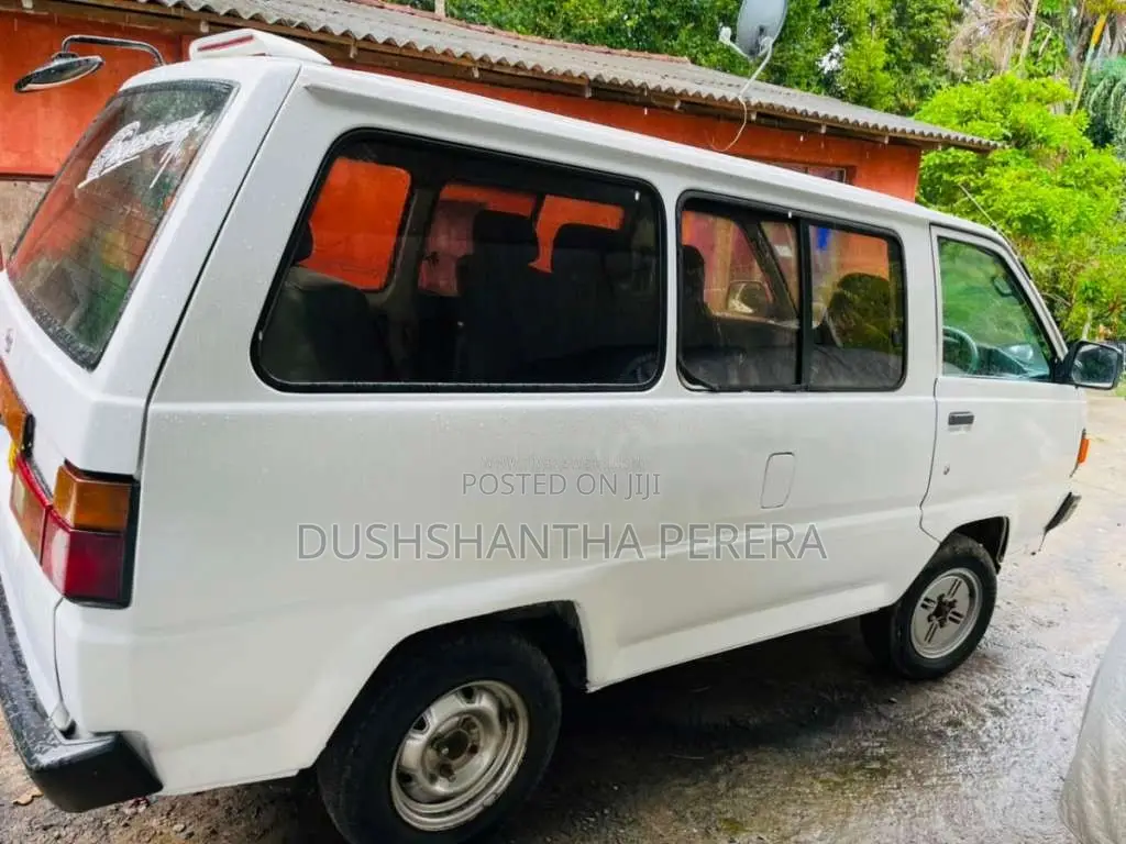 Toyota LiteAce 1988 Van (Used)