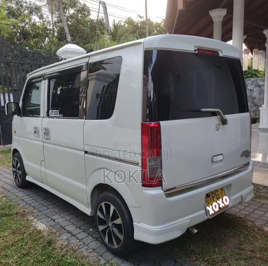Suzuki Every Wagon DA64 2012 Van (Used)