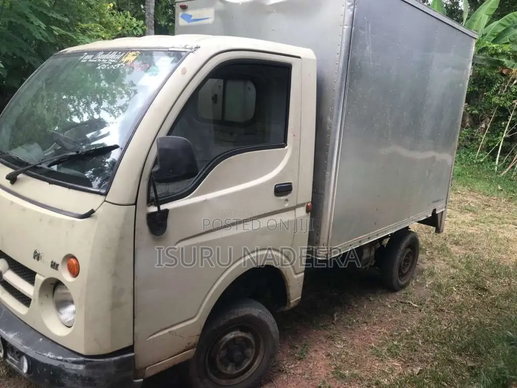 Tata Dimo Batta 2011 Lorry (Used)