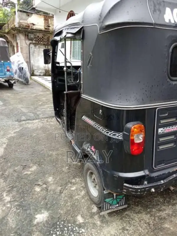 TVS King 2015 Three Wheel (Used)