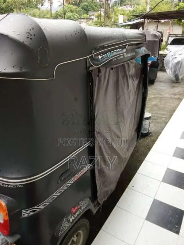 TVS King 2015 Three Wheel (Used)