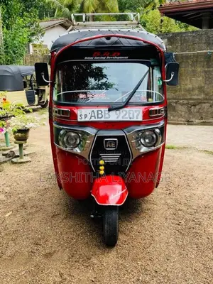 Bajaj Re 2015 Three Wheel (Used)