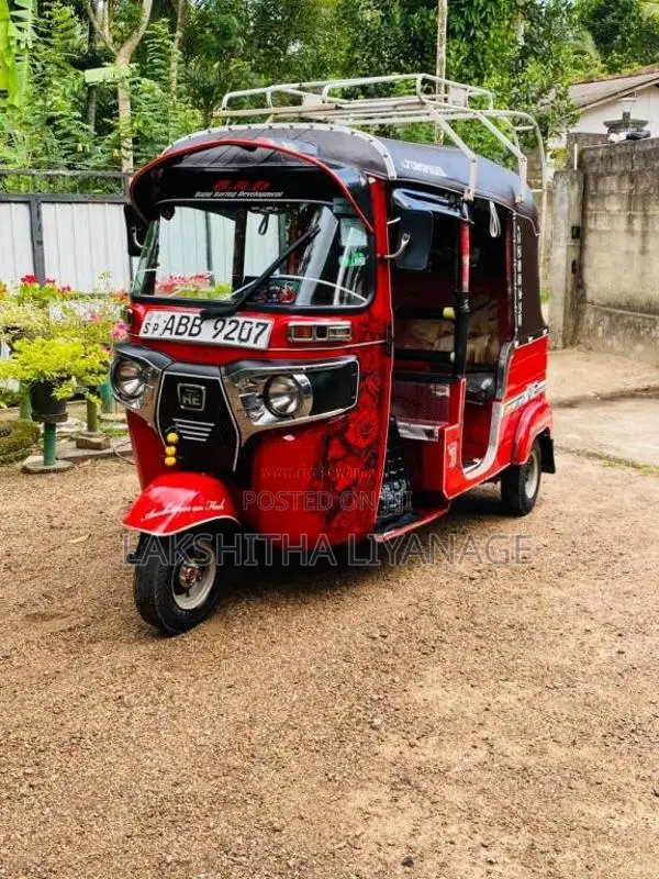 Bajaj Re 2015 Three Wheel (Used)