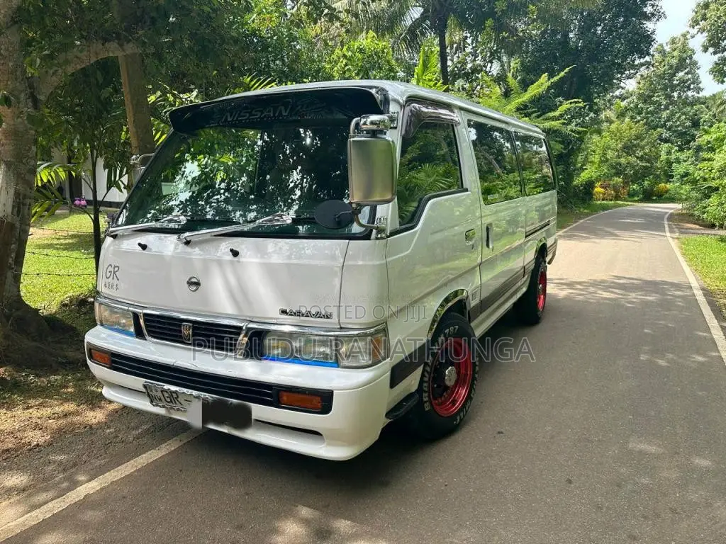 Nissan Caravan 1997 Van (Used)