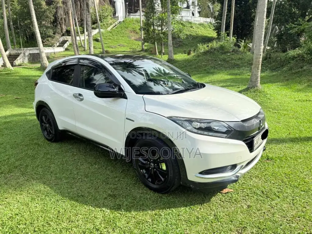 Honda Vezel Z Black 2014 SUV (Used)
