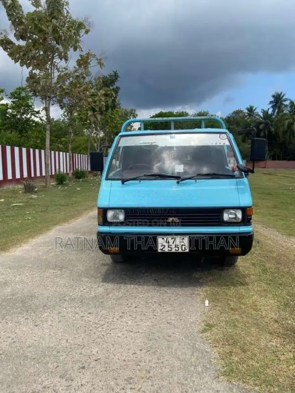 Mitsubishi L300 1980 Lorry (Used)