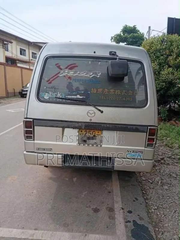Mazda Brawny 1994 Van (Used)