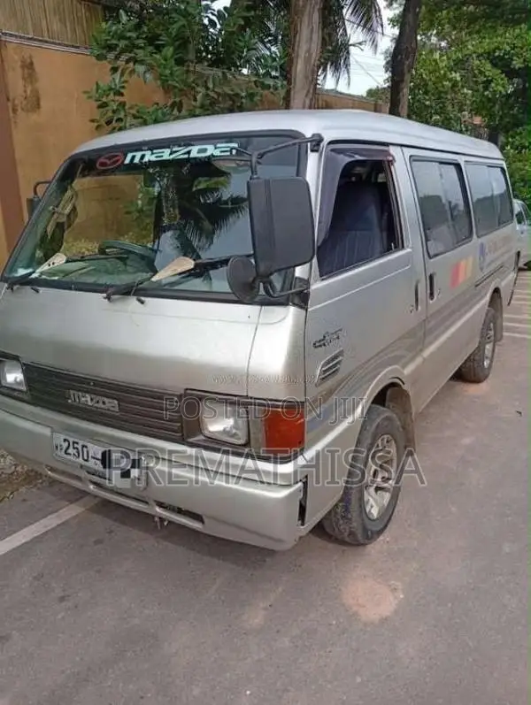 Mazda Brawny 1994 Van (Used)