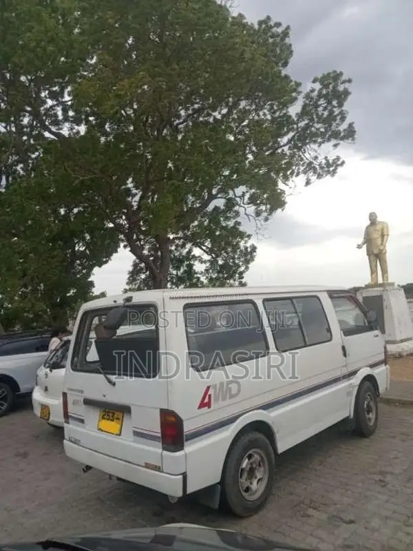 Nissan Vanette 1996 Van (Used)