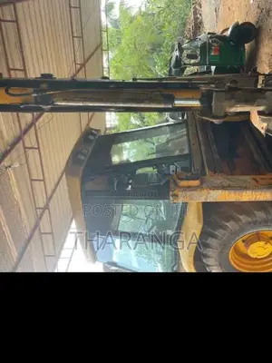 JCB 3CX 1999 Heavy-Duty (Used)