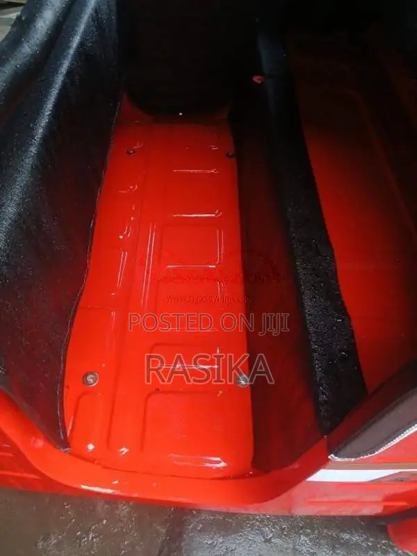 Bajaj 2 Stroke 2005 Three Wheel (Used)