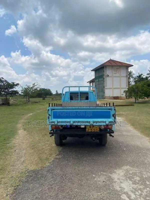 Mitsubishi L300 1980 Lorry (Used)