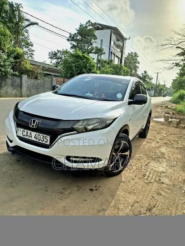 Honda Vezel 2014 SUV (Used)