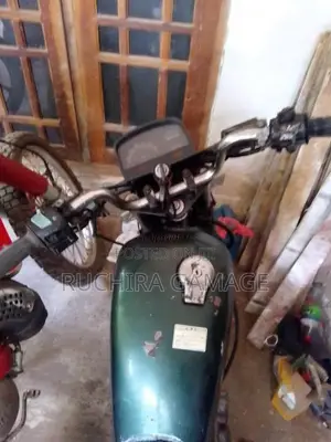 Yamaha Sr 125 2004 Motorbike (Used)