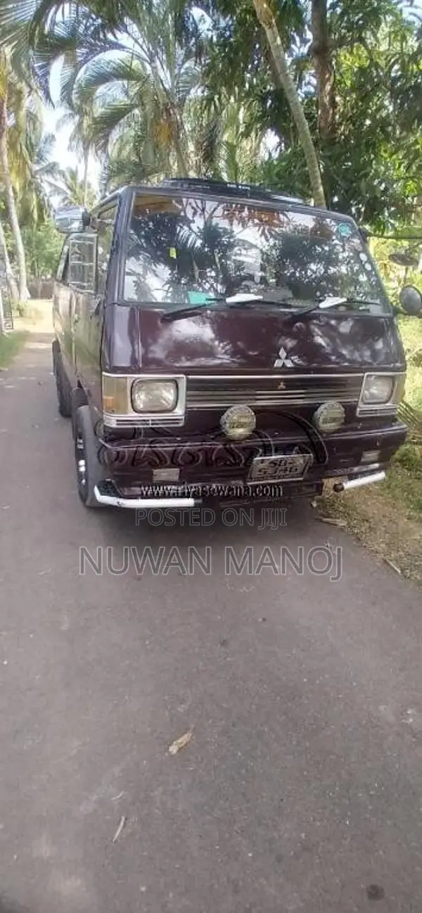 Mitsubishi L300 1998 Van (Used)