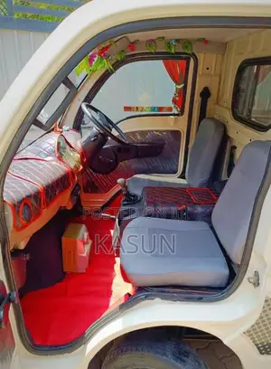Tata Dimo Batta 2017 Lorry (Used)