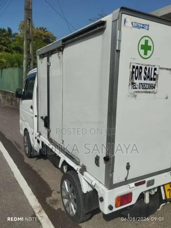 Mitsubishi MiniCab 2016 Lorry (Used)