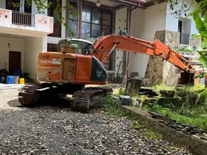 Hitachi Zaxis 135 2017 Heavy-Duty (Used)