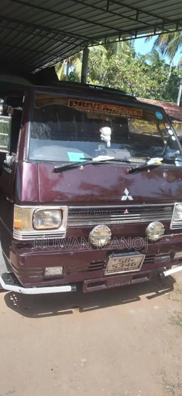 Mitsubishi L300 1998 Van (Used)